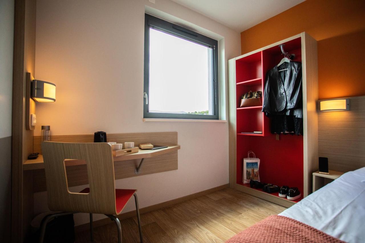 Oneloft Hotel 2*